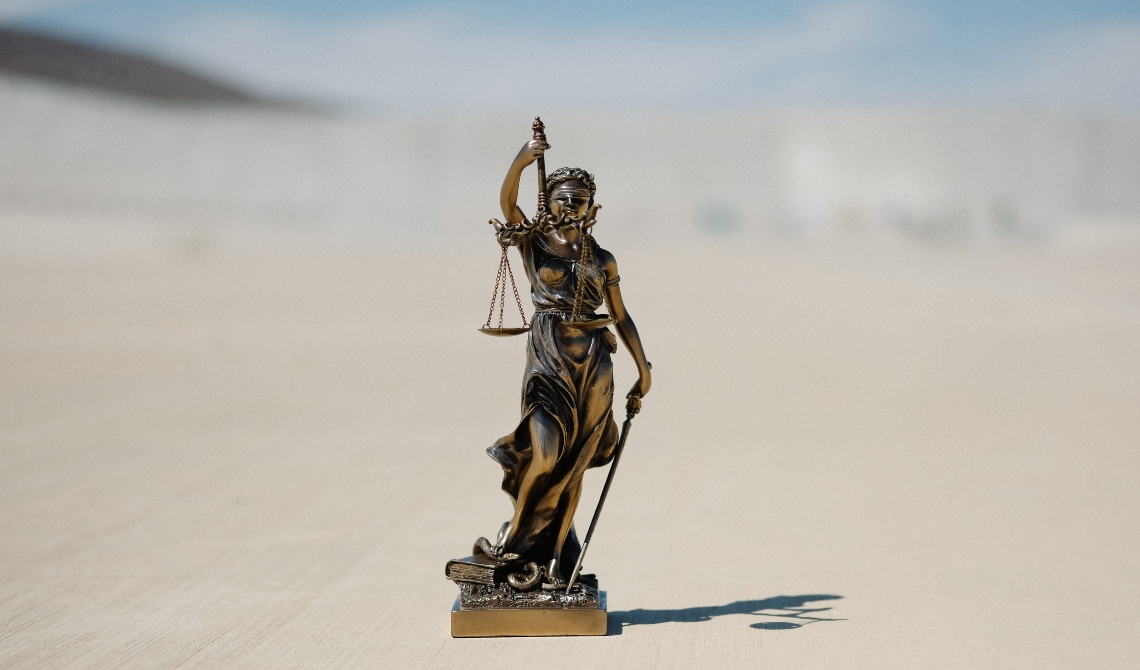 Suspended Execution of Sentence 1 wesley tingey KJgkqQcdynQ unsplash 1